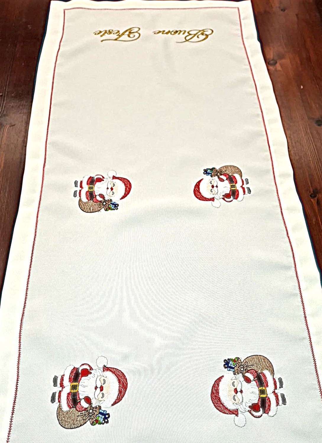 runner-buone-feste1-Copia.jpg Runner natalizio con ricamo - immagine 1